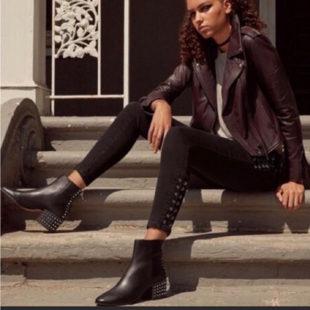 Dolce Vita Mazey black leather studded Boot sz 6.5
